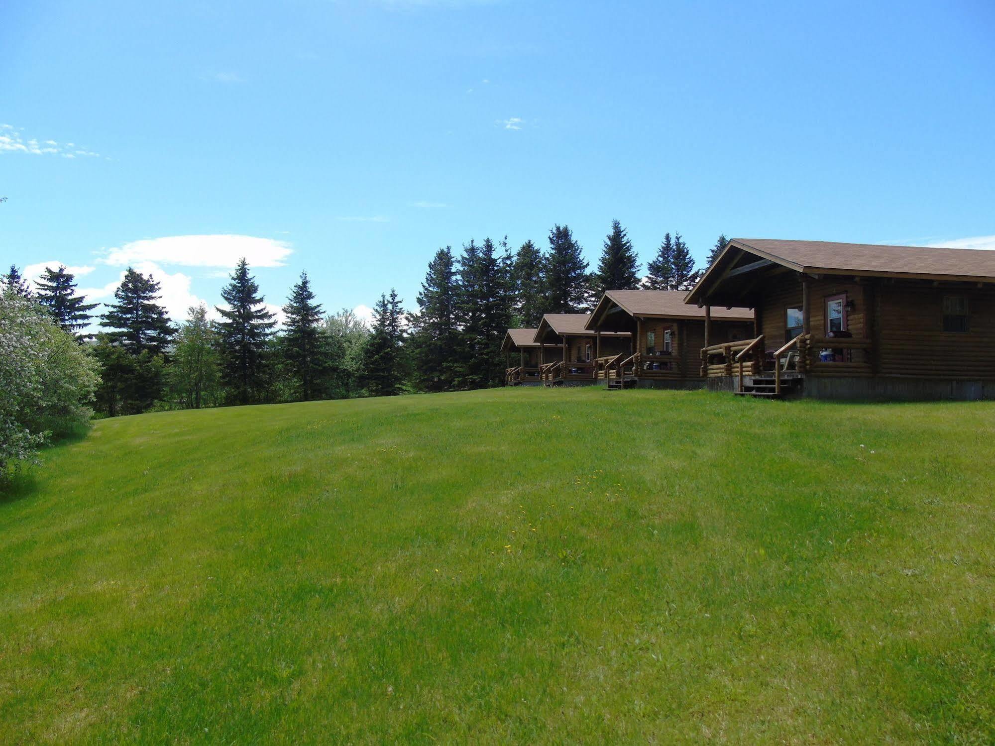 Cajun Cedar Log Cottages Margaree Forks Exterior photo